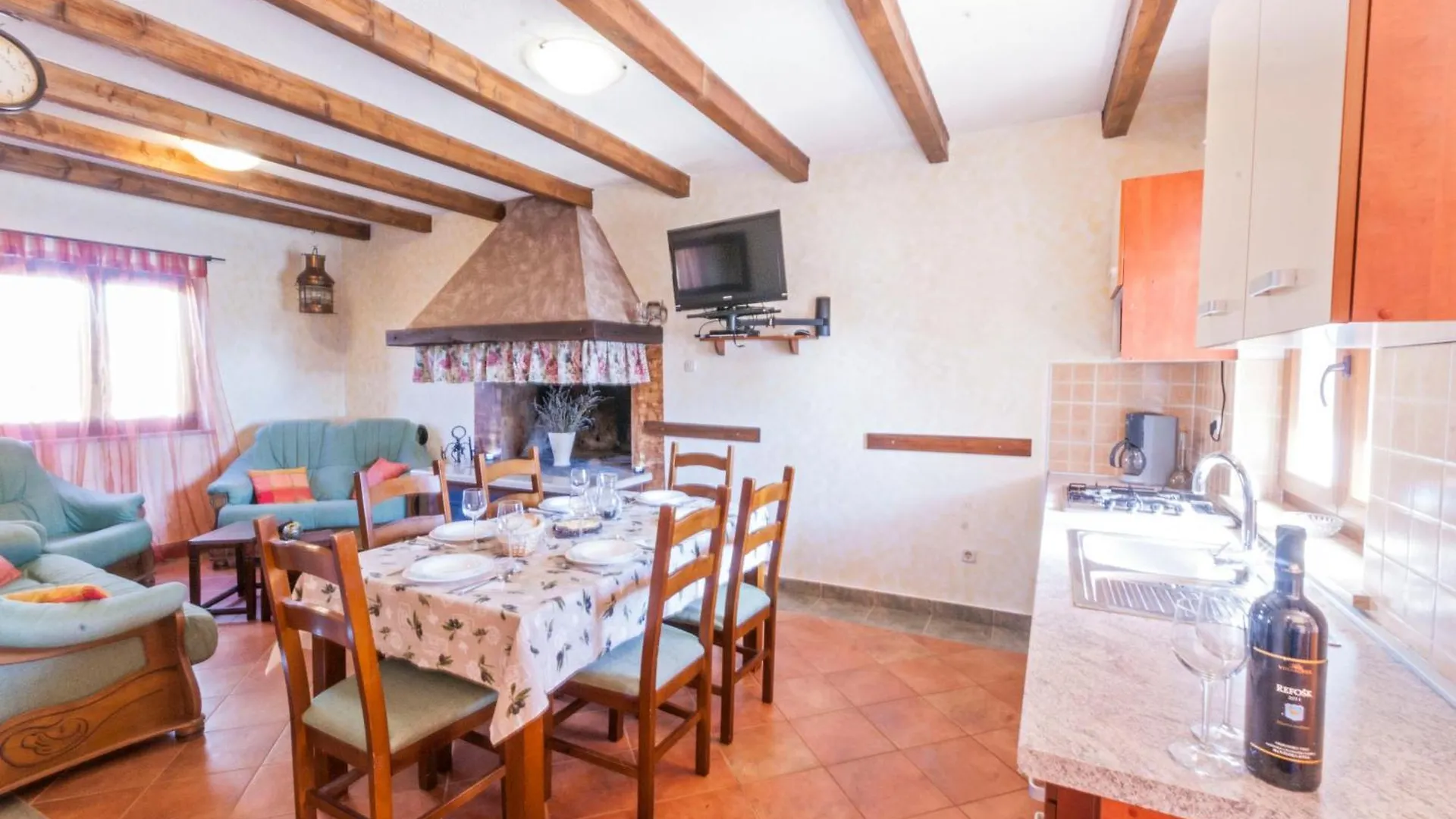 Villa Noina Arka, A Charming Villa With A Pool Surrounded By Nature Divsici