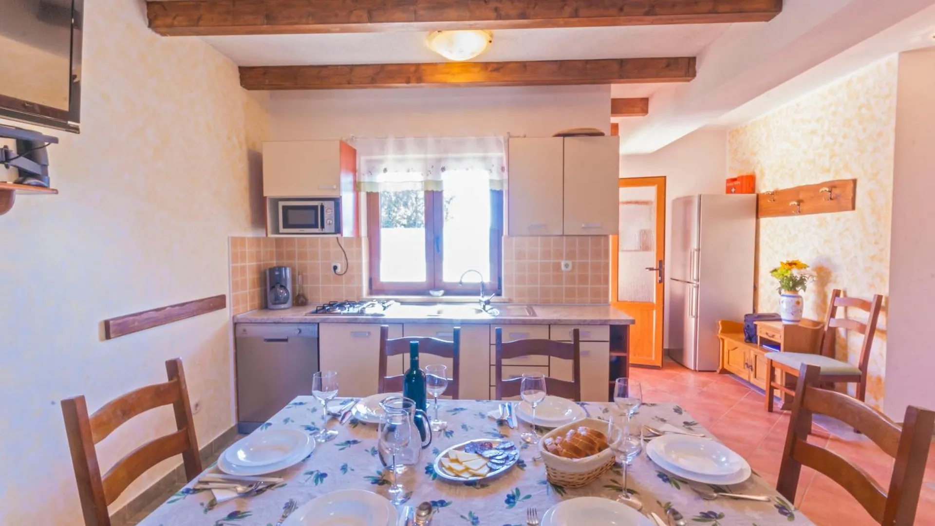 Villa Noina Arka, A Charming Villa With A Pool Surrounded By Nature Divsici Holiday home