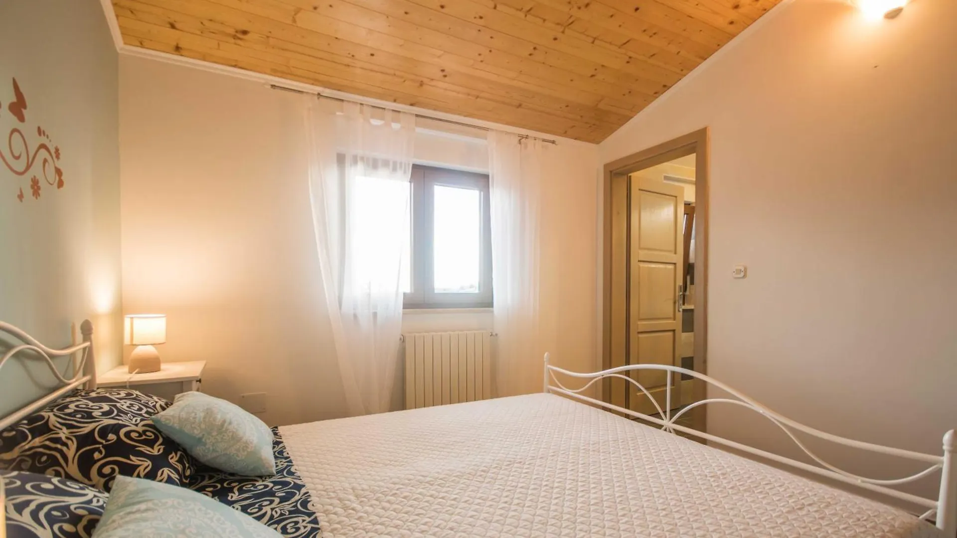Villa Noina Arka, A Charming Villa With A Pool Surrounded By Nature Divsici