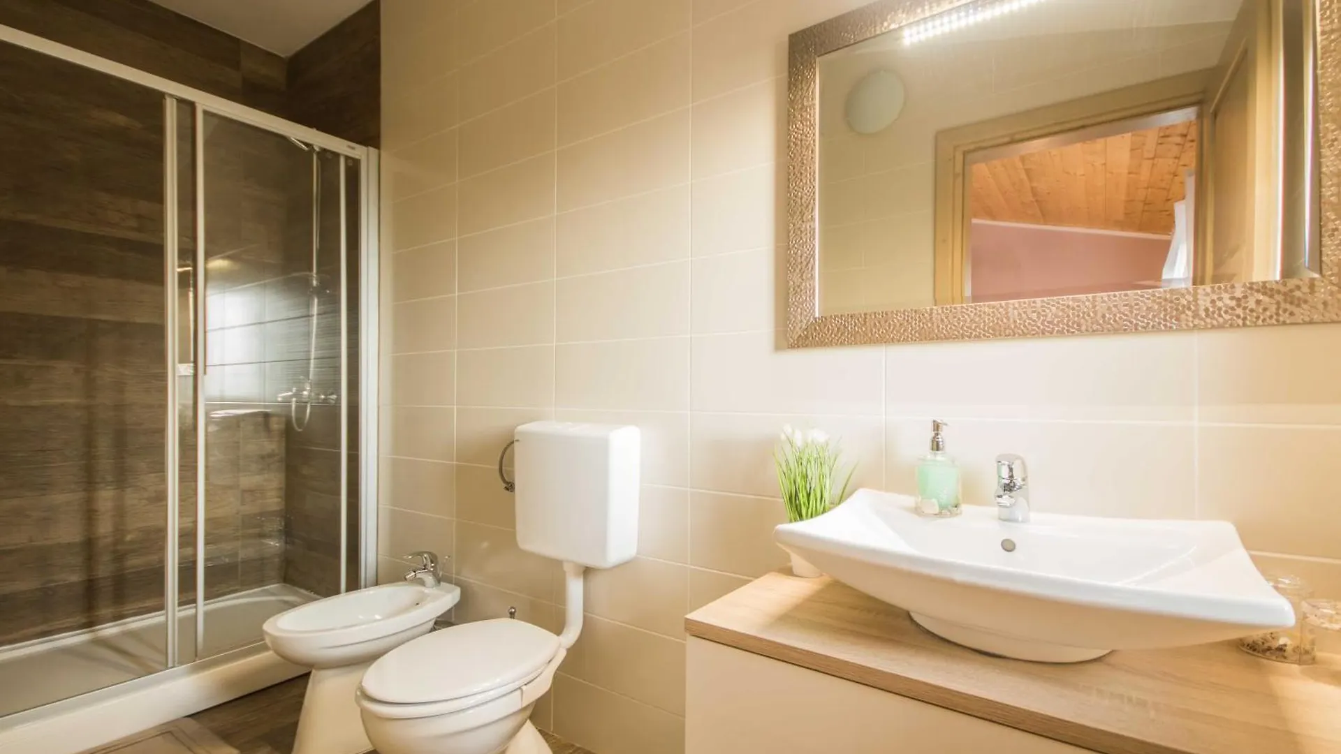 Villa Noina Arka, A Charming Villa With A Pool Surrounded By Nature Divsici Holiday home